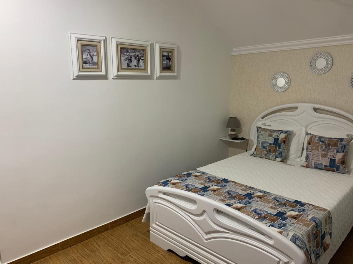 Moradia Ricardo - Quarto em Acomodações Particulares Nazaré